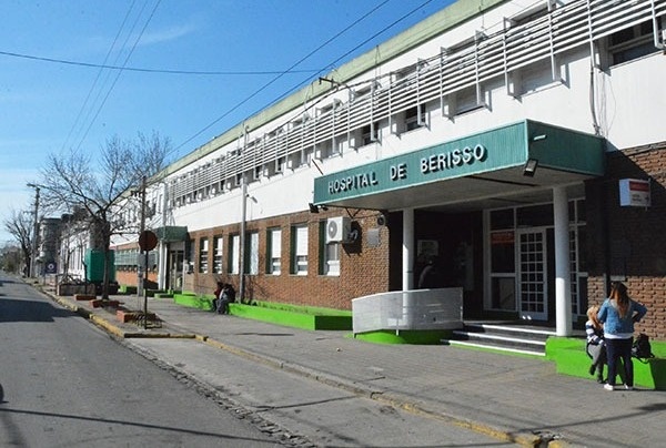 La prendió fuego su ex y la dejó en el Hospital de Berisso, hasta pasaba a "recordarle" las amenazas de muerte