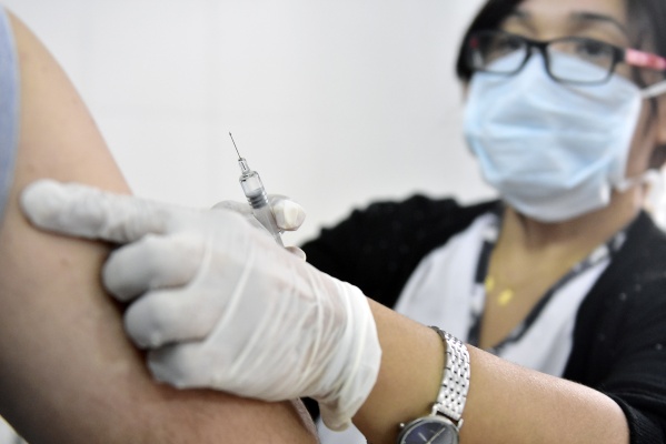 ¿Cuáles son los centros de salud en La Plata que están colocando la vacuna antigripal?