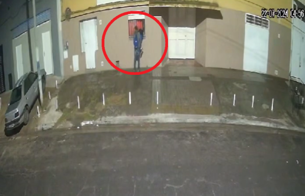 Robaron en el Club Alumni de Los Hornos y la triste secuencia quedó grabada: "Ya no sabemos qué pensar"