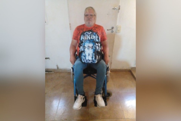 Un platense denuncia a Señorial, Horizonte y empresas de Taxis por discriminación: "Dependo de la solidaridad de cada chofer"