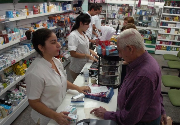 Provincia anunció el fin del conflicto con las farmacias por la venta de medicamentos: culparon a laboratorios y droguerías