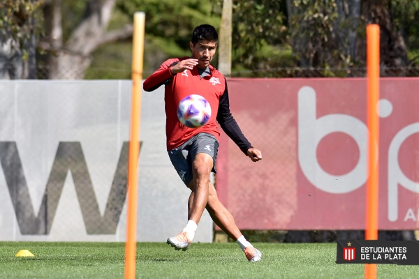 Un futbolista del Pincha despejó todos los rumores y ya dejó en claro cuál será su futuro