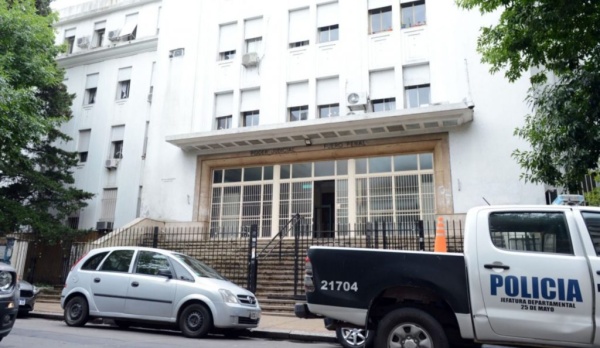 Trompeó a su esposa en La Plata y lo detuvieron por violencia de género