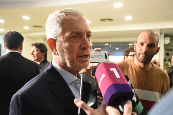 Alak vaticinó un amplio triunfo de Kicillof y dijo que "La Plata tiene una gran posibilidad trabajando junto a Axel y Massa"