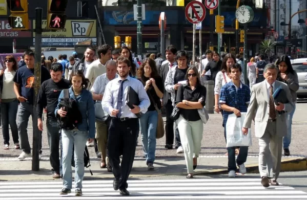 “Desde que asumió Milei se perdieron cerca de 200.000 puestos de trabajo formales”: alertó un ministro de la provincia