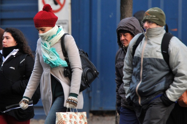 La Municipalidad de La Plata brindó una serie de recomendaciones para enfrentar la ola polar