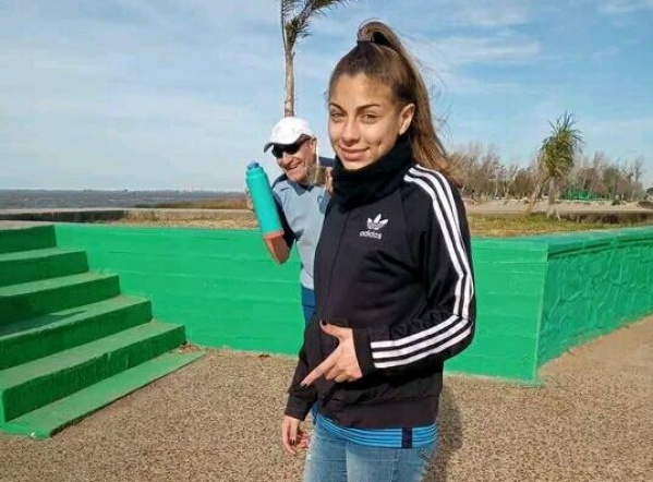 Fue a su escuela de Los Hornos, se suspendieron las clases pero nunca volvió: "Dijo que se quedaba porque tenía examen"