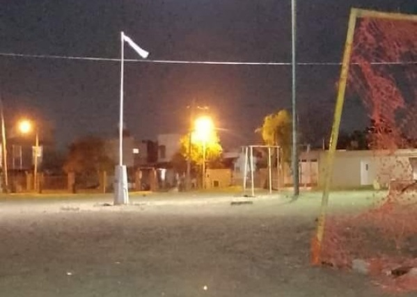 Vecinos de una plaza ubicada en 57 y 150 reclamaron por mejoras y aseguran que “está abandonada”