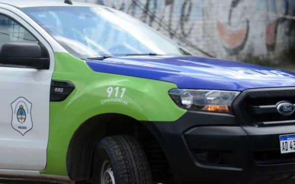 Amenaz&oacute; a su ex y a toda la familia disparando en la puerta de su casa en La Plata