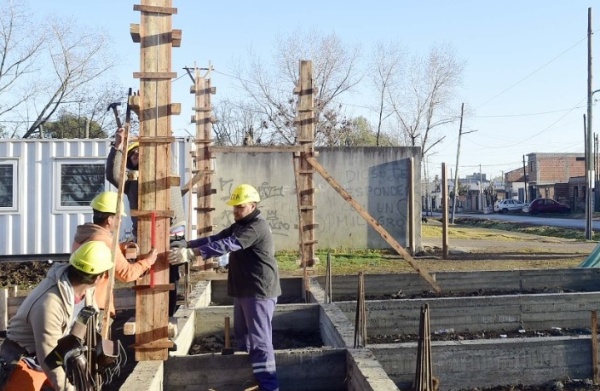 "Salón multiuso y un playón para eventos deportivos": Melchor Romero tendrá su centro de integración comunitaria