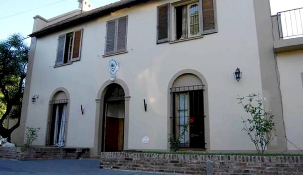 Ten&iacute;a domiciliaria y lo arrestaron por vender droga desde su casa de City Bell