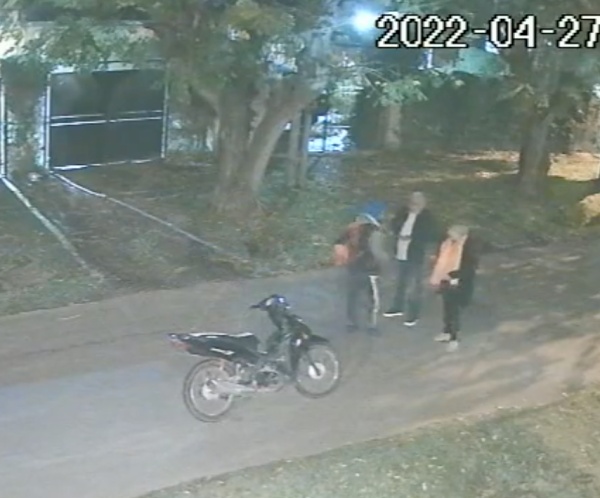 Asaltaron a un matrimonio en City Bell, les apuntaron con un arma y huyeron sin ser atrapados