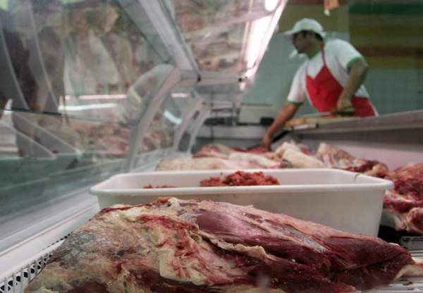Precio de la carne: el consumo no repunta y los frigoríficos todavía sufren las secuelas de la sequía