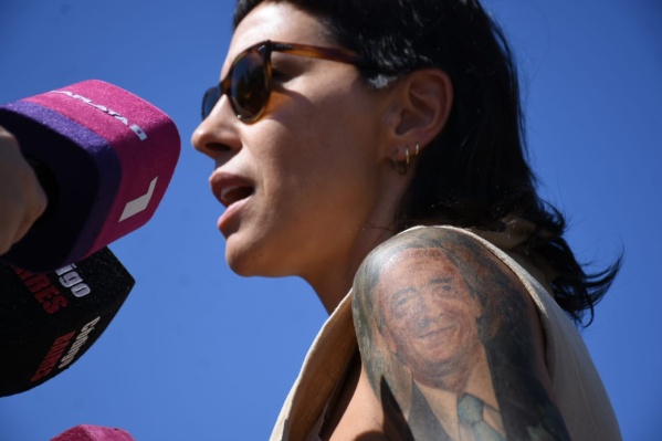 Fuerte banca de Mayra Mendoza a Kicillof: “Necesitamos 20 años de continuidad de gobiernos nacionales y populares”