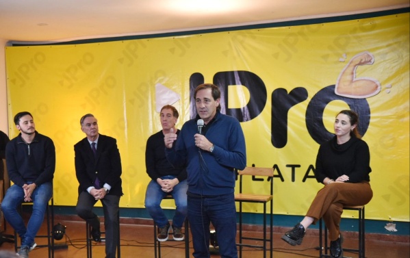 Garro festejó los 15 años de la Juventud PRO La Plata: "Tienen el desafío de transformar la historia y liderar el futuro"