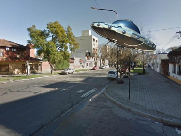 Se cumplen 30 años del primer avistaje de "platos voladores" en La Plata: "Se posó en un naranjo de 56 y 25"
