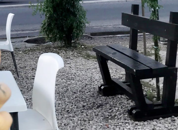 "Gran corazón": explotó por el robo de un banquito muy especial en Los Hornos e inesperadamente hubo final feliz