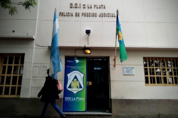 Agredi&oacute; a su novia, el hermano la defendi&oacute; y tuvo que intervenir la polic&iacute;a