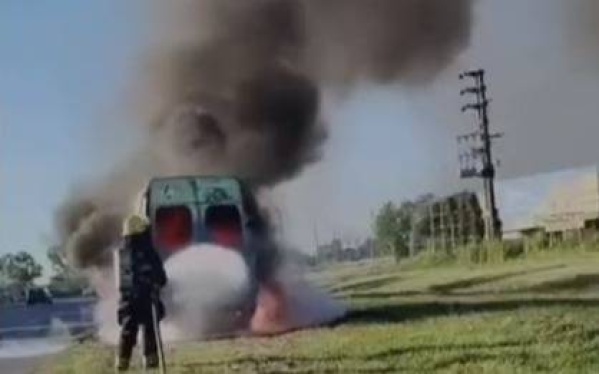 Una camioneta ardió en llamas en Ruta 2 a la altura de La Plata