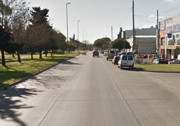 Vecinos pidieron colocar un semáforo en 15 y 72: "Es imposible salir y cruzar con el auto"