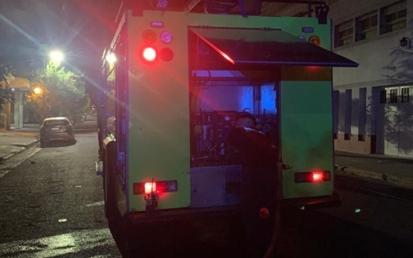 "El aguantadero", vecinos de 45 y 11 denuncian que el edificio abandonado de la zona se incendi&oacute; por tercera vez en la semana