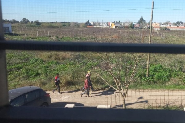 Un grupo de menores preocupa a los vecinos de Castells