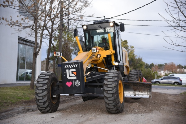 Desde el municipio anunciaron la convocatoria de personal para manejar camiones y maquinaria vial