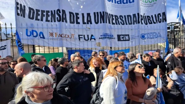Salarios universitarios: desde CONADU desmienten aumento salarial anunciado por el Gobierno