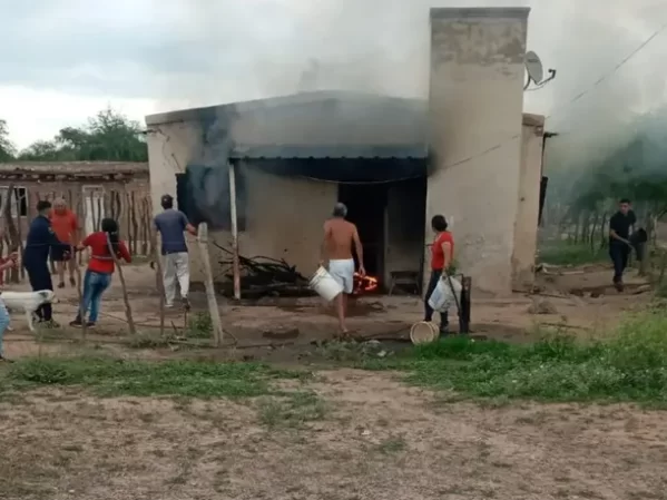 Un nene de cuatro años jugaba con un encendedor, se le prendió fuego la casa y murió