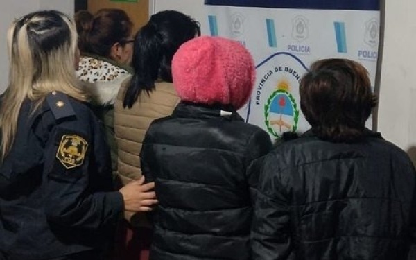 Detuvieron a cuatro mujeres por ocasionar una seguidilla de robos en La Plata: las denominan "Las chicas superpoderosas"