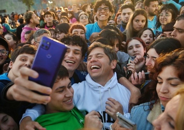 Kicillof saludó a los estudiantes en su día: “Siempre nos van a encontrar del lado de los pibes y las pibas”
