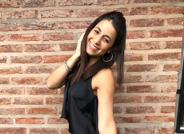 Tiró 50 CV en La Plata, era una alumna "récord”, no le daban bola y ahora no pueden vivir sin ella: "Te vamos a extrañar"