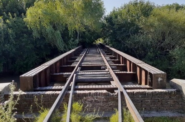 Un joven policía de 24 años se quitó la vida en el Puente Correa sobre las calles 30 y 662