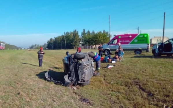 Un accidente vial en Ruta 2 de milagro no tuvo heridos