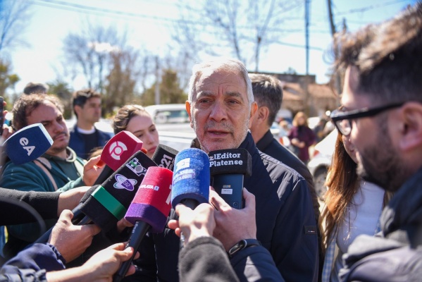Julio Alak votó en La Plata: “es un acto de reafirmación del sistema democrático”