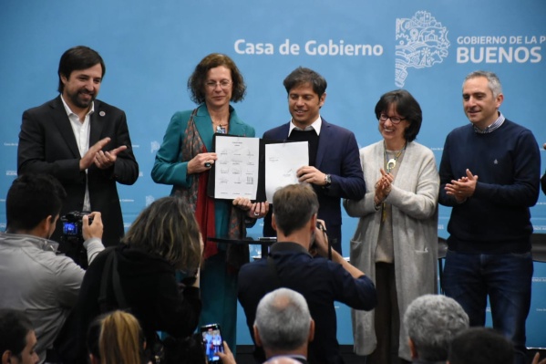 Kicillof y un convenio muy importante para ni&ntilde;os y ni&ntilde;as: "Hemos trabajado para remontar una situaci&oacute;n deteriorada"