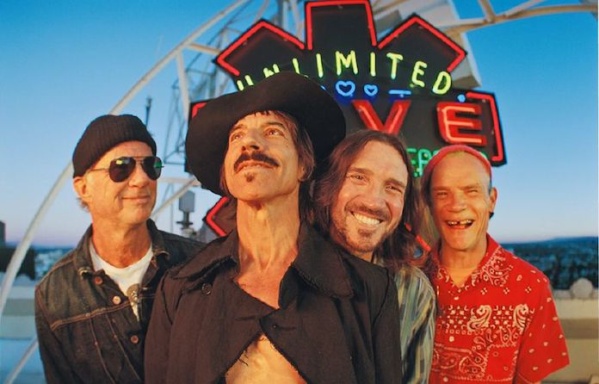 Red Hot Chili Peppers nos adelanta su nuevo disco con "Black Summer"