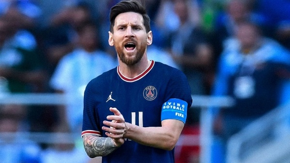 Lionel Messi tuvo un decepcionante debut con el PSG en la Champions League