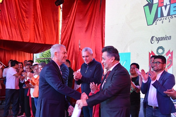 Alak participó de la jornada inaugural de “Perú Vive 2024”, a la que asistieron 35 mil personas
