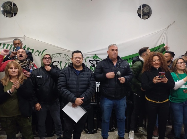 El conflicto de los municipales de Berisso con Cagliardi llegó a Provincia y habrá una audiencia en el Ministerio de Trabajo