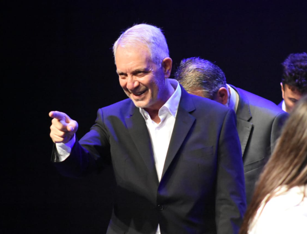 Alak: "Debemos trabajar junto a Kicillof, las universidades y los municipios hermanos de Berisso y Ensenada"