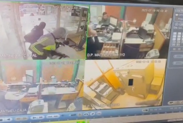 El video del robo frustrado al Banco Provincia de 1 y 67: le dieron un culatazo al hombre de Seguridad
