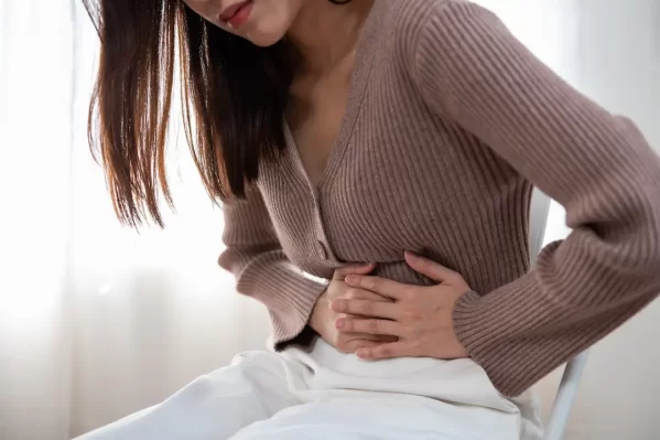 Fue al Hospital preocupada por un intenso dolor abdominal y el diagnóstico la sorprendió: "Me fui sin dignidad"