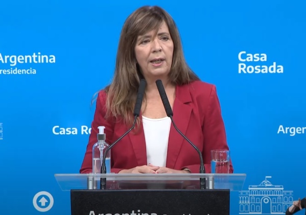 Cerruti adelantó que la inflación de abril será "un poco más baja" que la de marzo y pidió paciencia para inscribirse al IFE