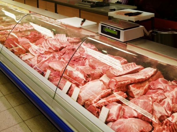 Aseguran que el consumo de carne va a bajar en el 2024: "podría estar por debajo de los 40 kilos anuales por persona"