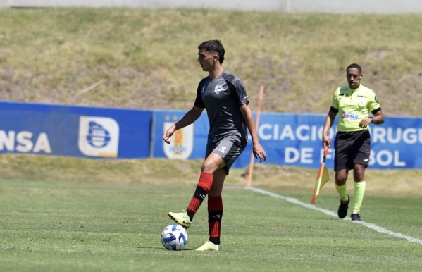 "En un club tan grande y con historia, el objetivo es llegar a Primera": ¿qué juvenil cumplirá su sueño esta noche?