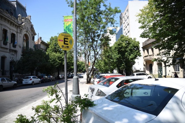 ¿En qué zonas rige y de cuánto sería la multa en caso de no activar el Estacionamiento Medido en La Plata?