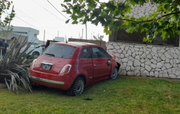 Muri&oacute; el ladr&oacute;n que choc&oacute; contra una casa tras una persecuci&oacute;n en La Plata