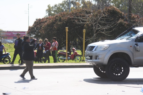 Accidente fatal entre dos camionetas en 32 y 120: falleció un hombre que iba como acompañante