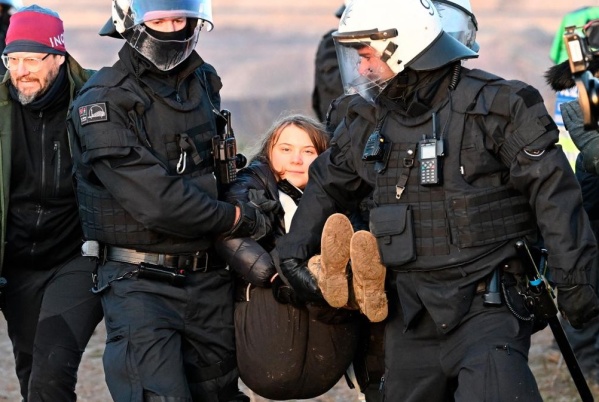 Detuvieron a Greta Thunberg durante una protesta en Londres